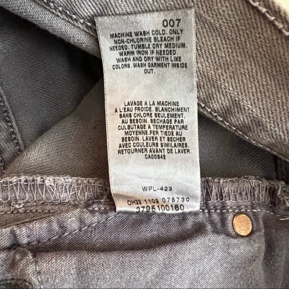 Levi’s 501 distressed shorts - Picture 5 of 7